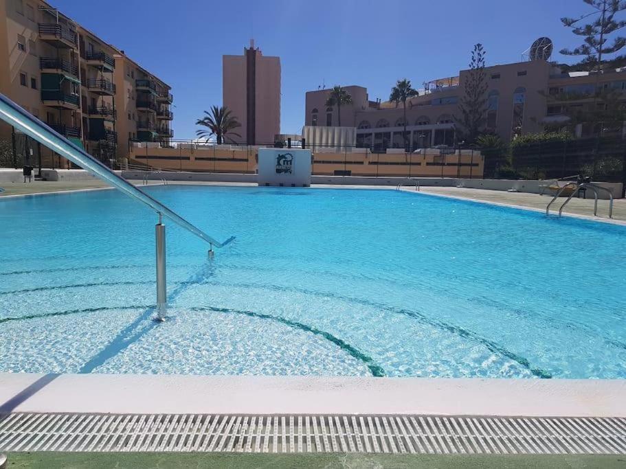 Sun Apartment - 3 Bedrooms, Priv Parking, Pool, Ac, Tv Channels, Fibre Net Los Cristianos (Tenerife) Eksteriør bilde