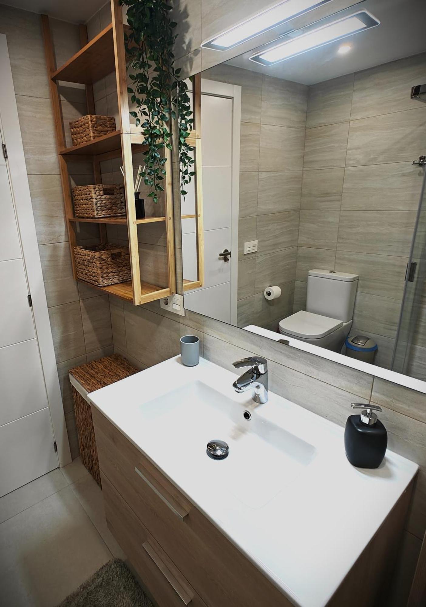 Sun Apartment - 3 Bedrooms, Priv Parking, Pool, Ac, Tv Channels, Fibre Net Los Cristianos (Tenerife) Eksteriør bilde